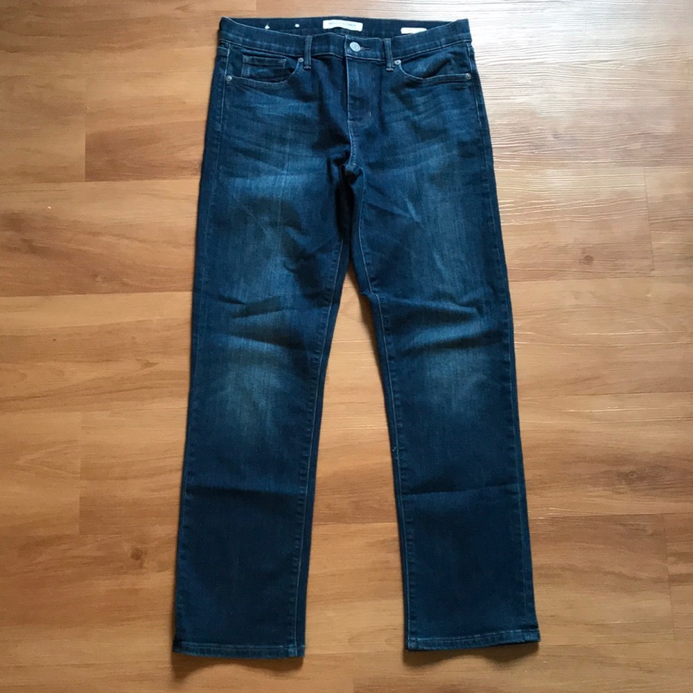 Banana Republic Straight Jeans. Size 28